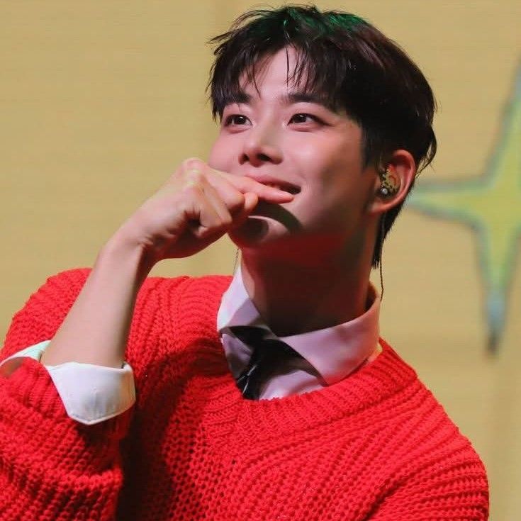 Latest photo of MJ (ASTRO)