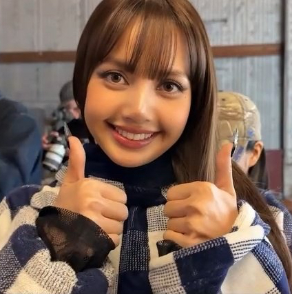 Foto terbaru Lisa (BLACKPINK)