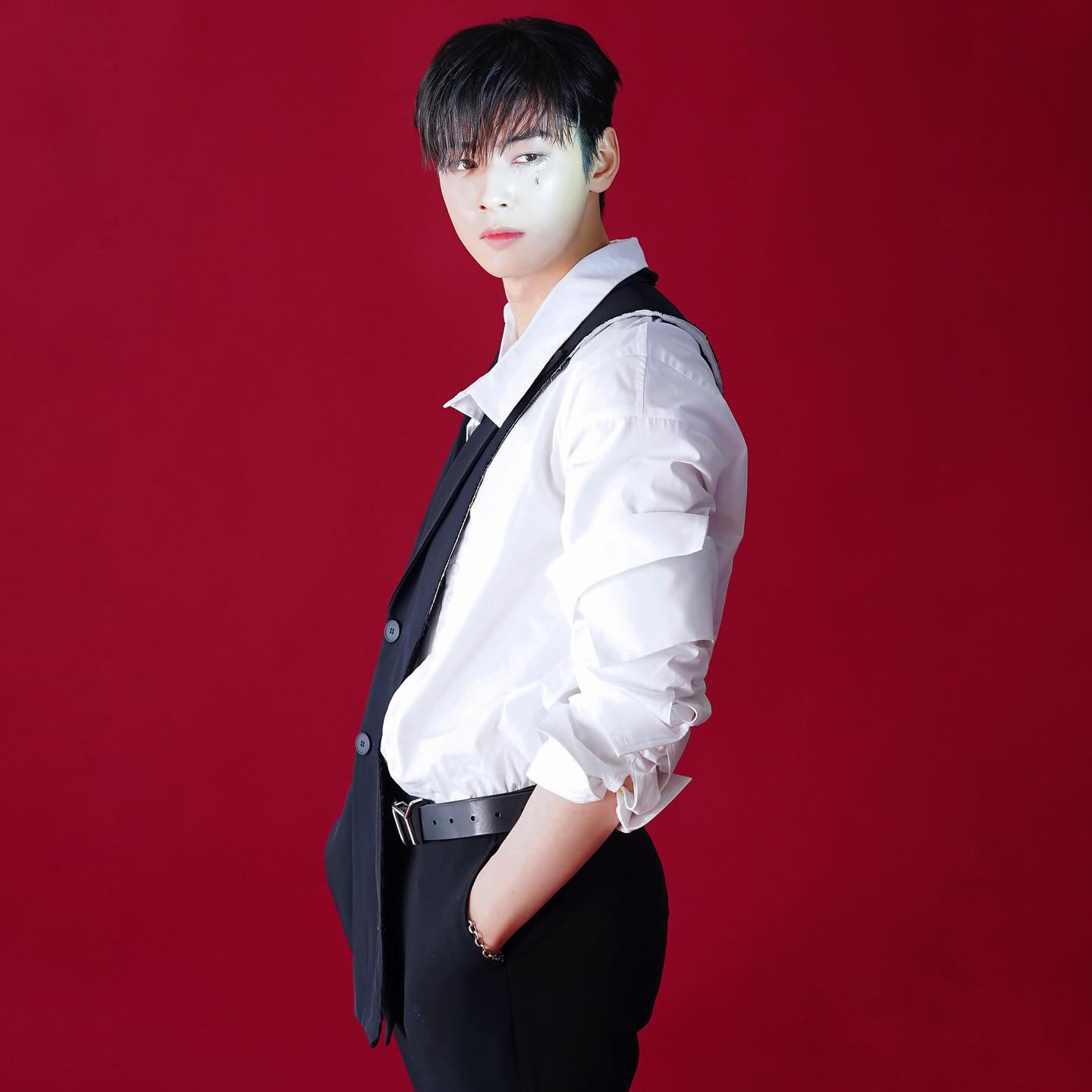 A moment captured by Eunwoo (ASTRO)'s fan