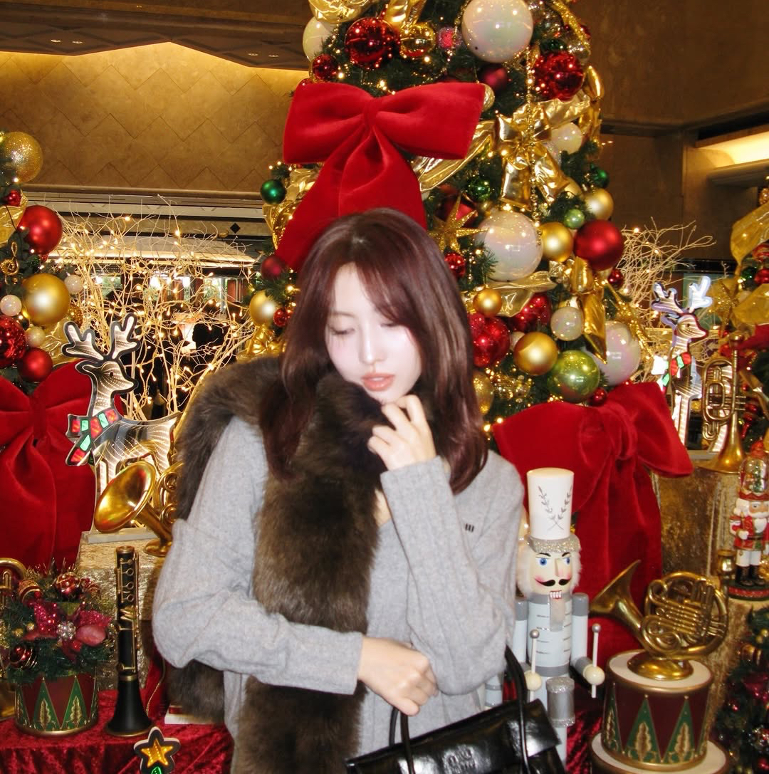 Momo (TWICE)的最新照片