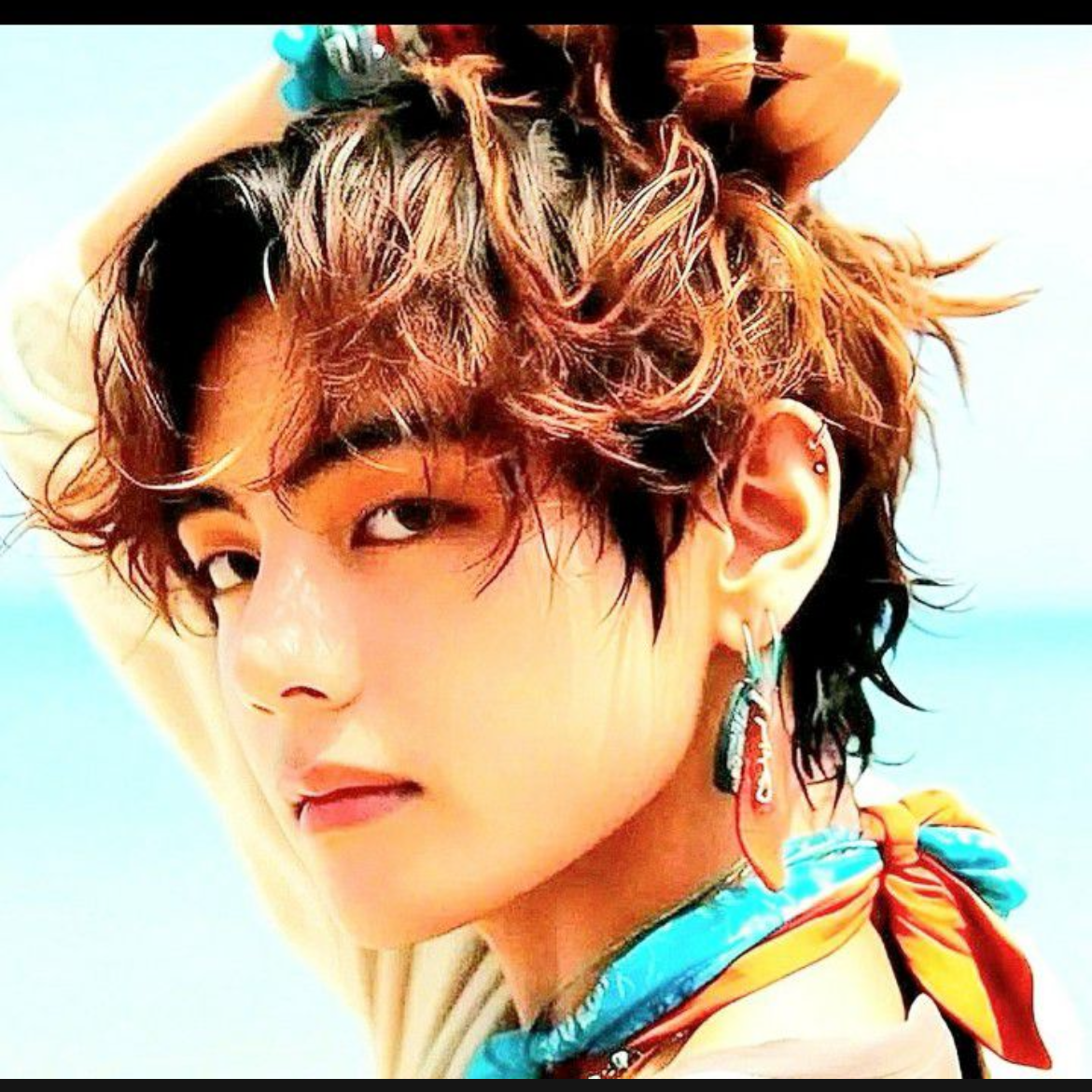 뷔 (방탄소년단)의 비하인드 컷
