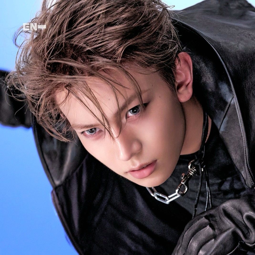 Latest photo of Heeseung (ENHYPEN)