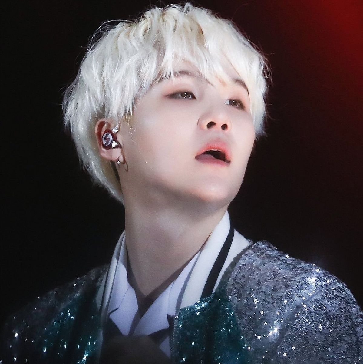 슈가 (방탄소년단) 최근 활동샷