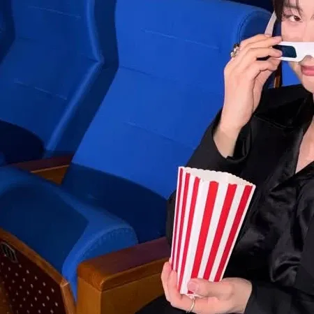 Recent activity shot of Hui (PENTAGON)