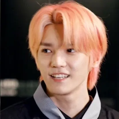 A moment captured by Taeyong (NCT 127)'s fan