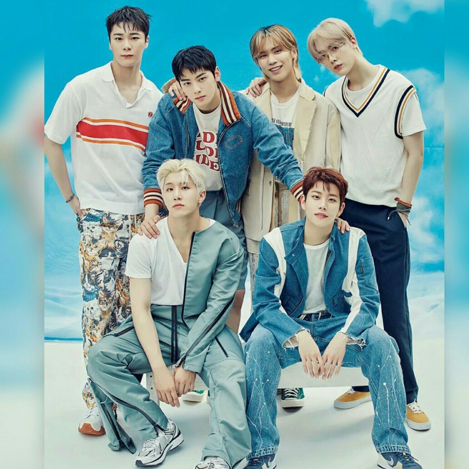 아스트로의 최신 사진