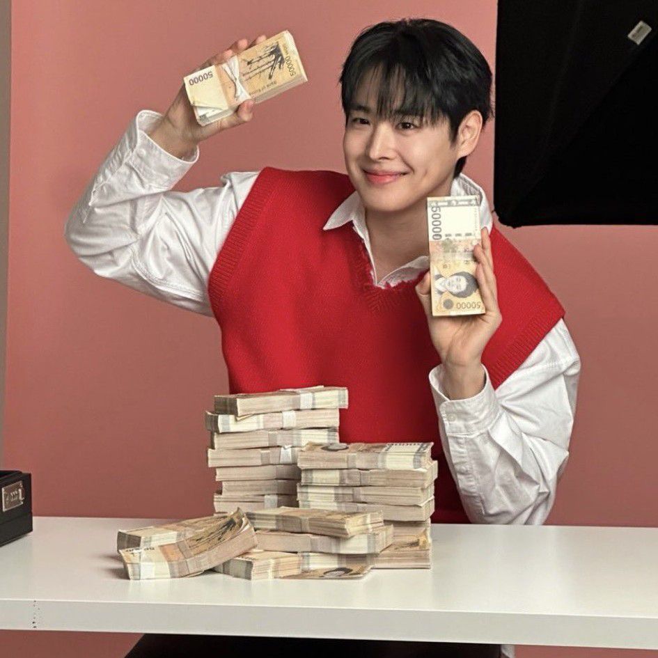 Behind-the-scenes cut of Choi Byungchan