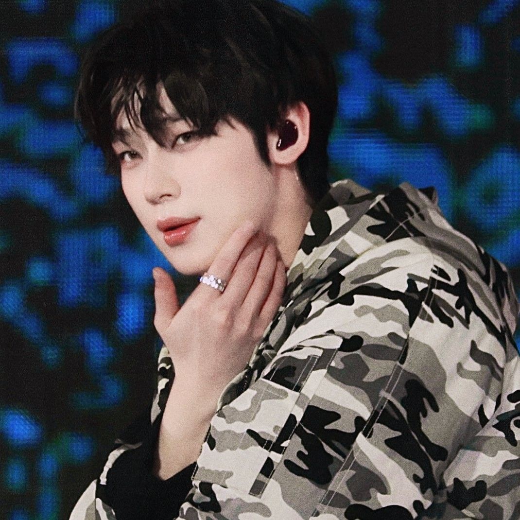 Recent activity shot of Sunoo (ENHYPEN)