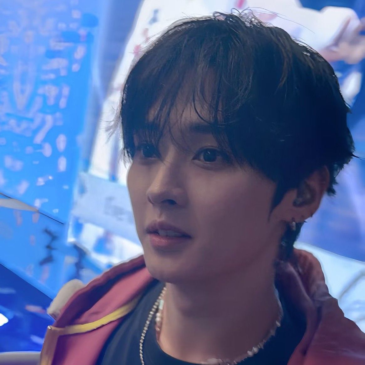 Lee Know (Stray Kids)的最新活动照片