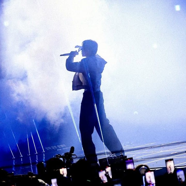 제이홉 (방탄소년단)의 최신 사진