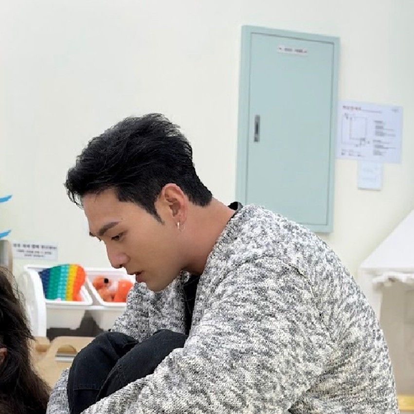 Latest photo of Baekho