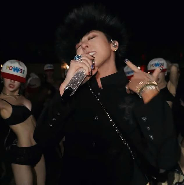 Recent activity shot of G-DRAGON (BIGBANG)