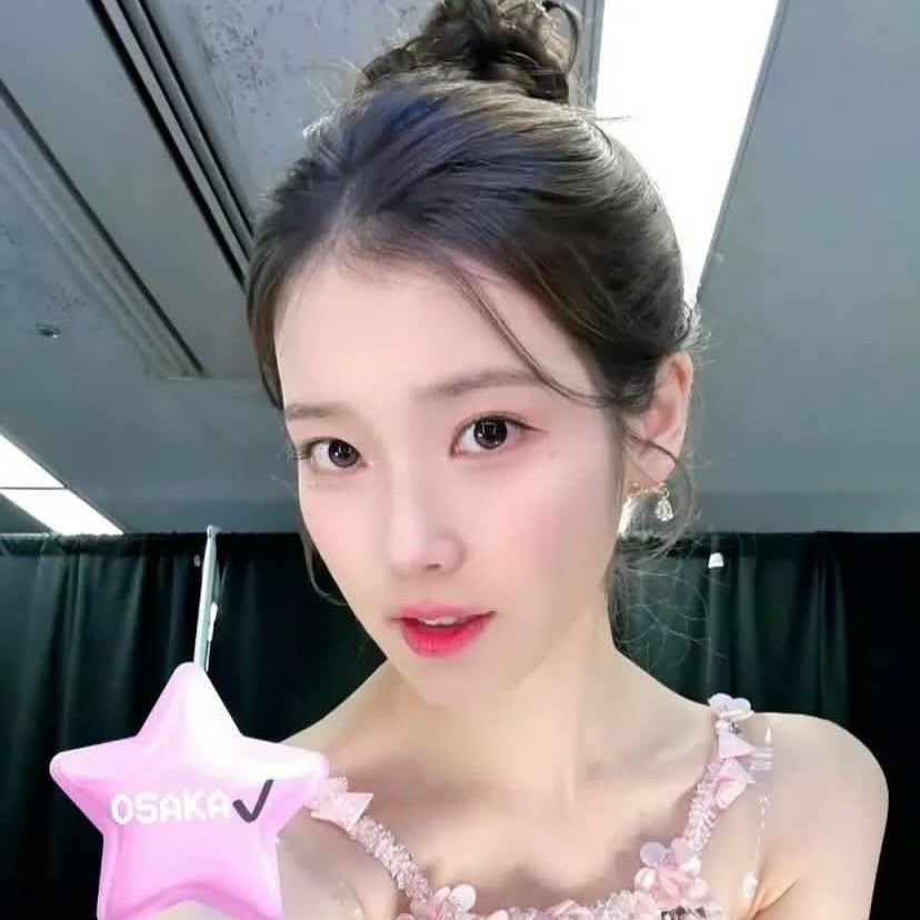 IU粉丝拍下的瞬间