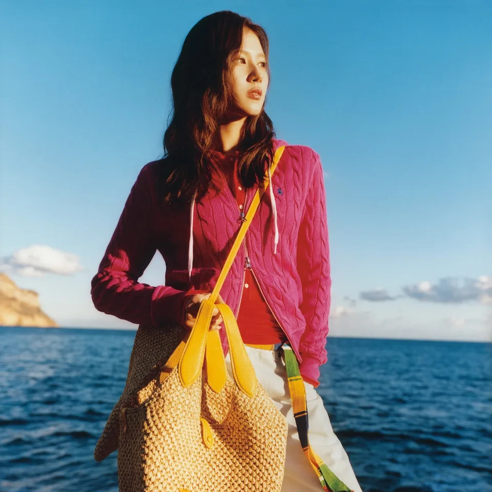 Sana (TWICE)的最新活動照片