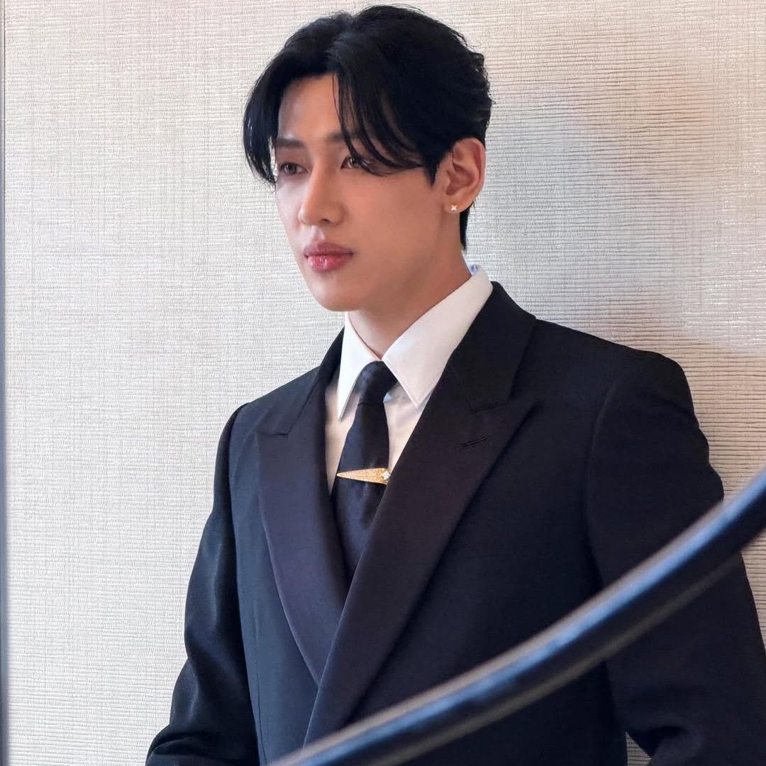 Behind-the-scenes cut of Bambam (GOT7)