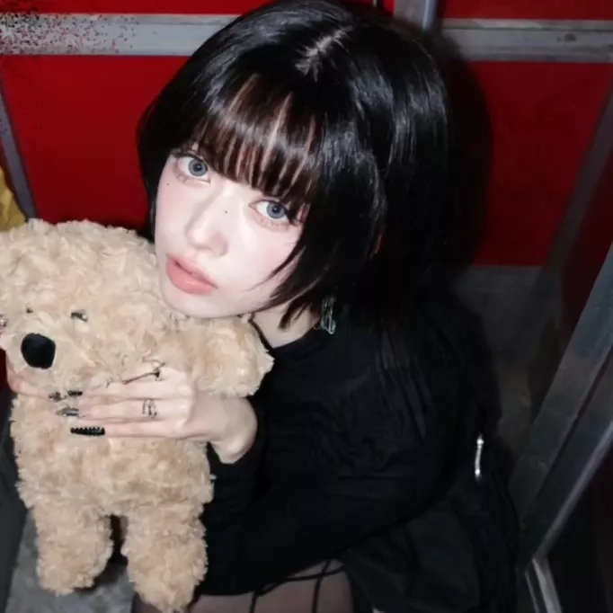 Behind-the-scenes cut of Rima (NiziU)