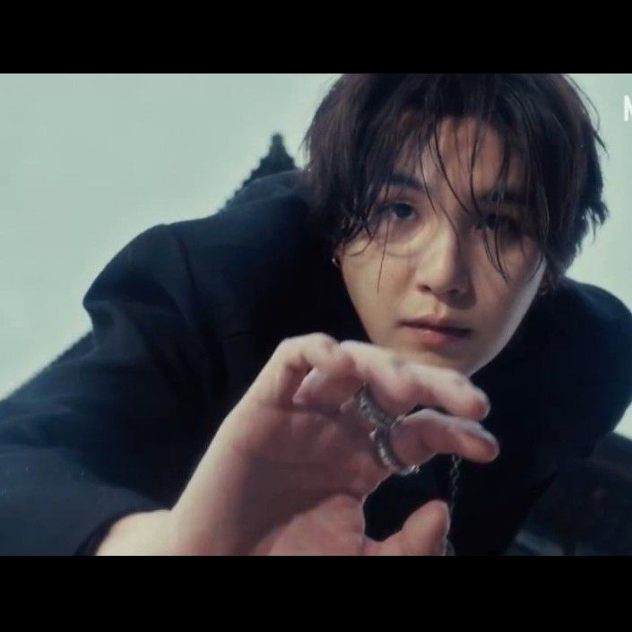 슈가 (방탄소년단) 최근 활동샷