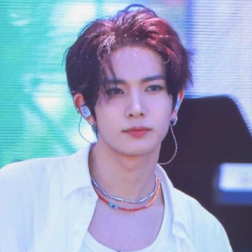 Foto aktivitas terbaru Heeseung (ENHYPEN)