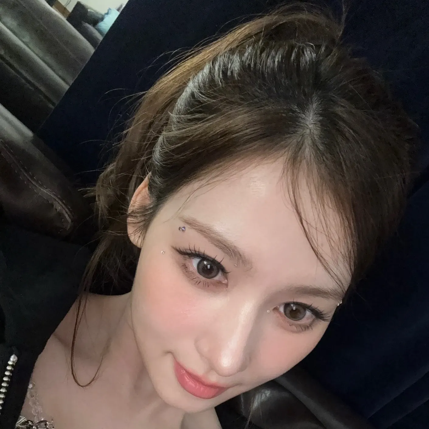 Sana (TWICE)的幕後花絮