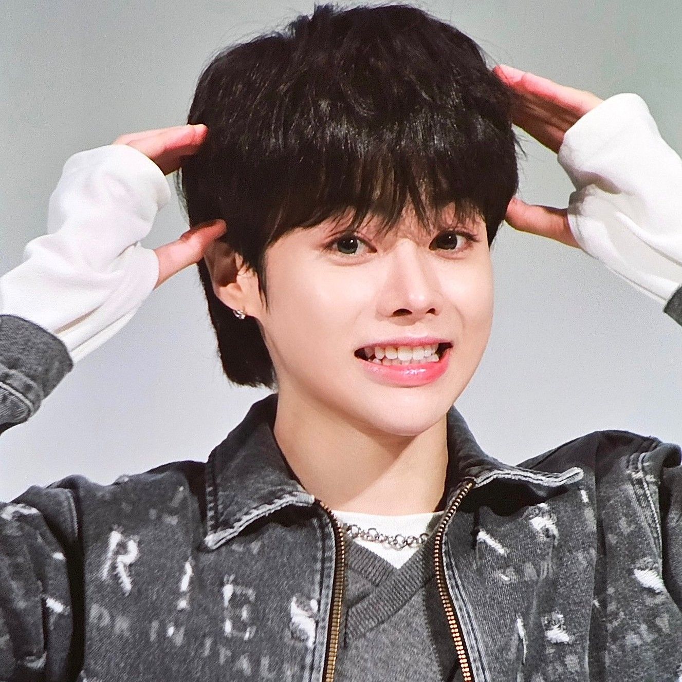 Latest photo of Hanbin (TEMPEST)