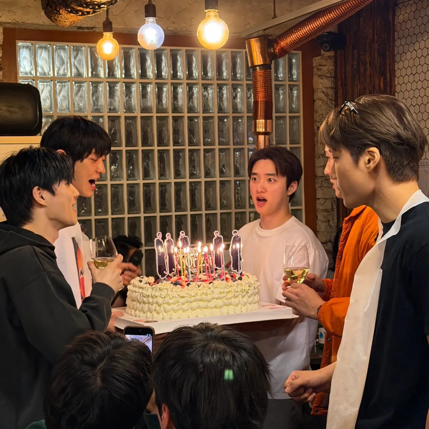 EXO 최근 활동샷