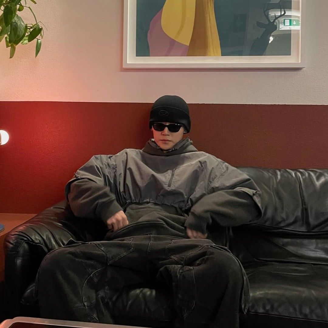 Latest photo of Chan (A.C.E)