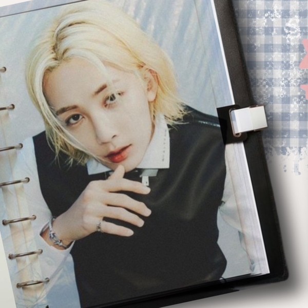 Signature photo of Jeonghan (SEVENTEEN) capturing their charm