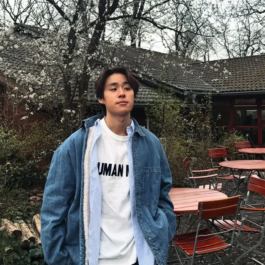 A moment captured by Nut (LYKN)'s fan