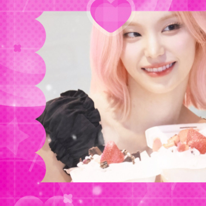 Latest photo of Yeji (ITZY)