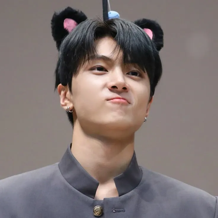 Foto aktivitas terbaru ENHYPEN