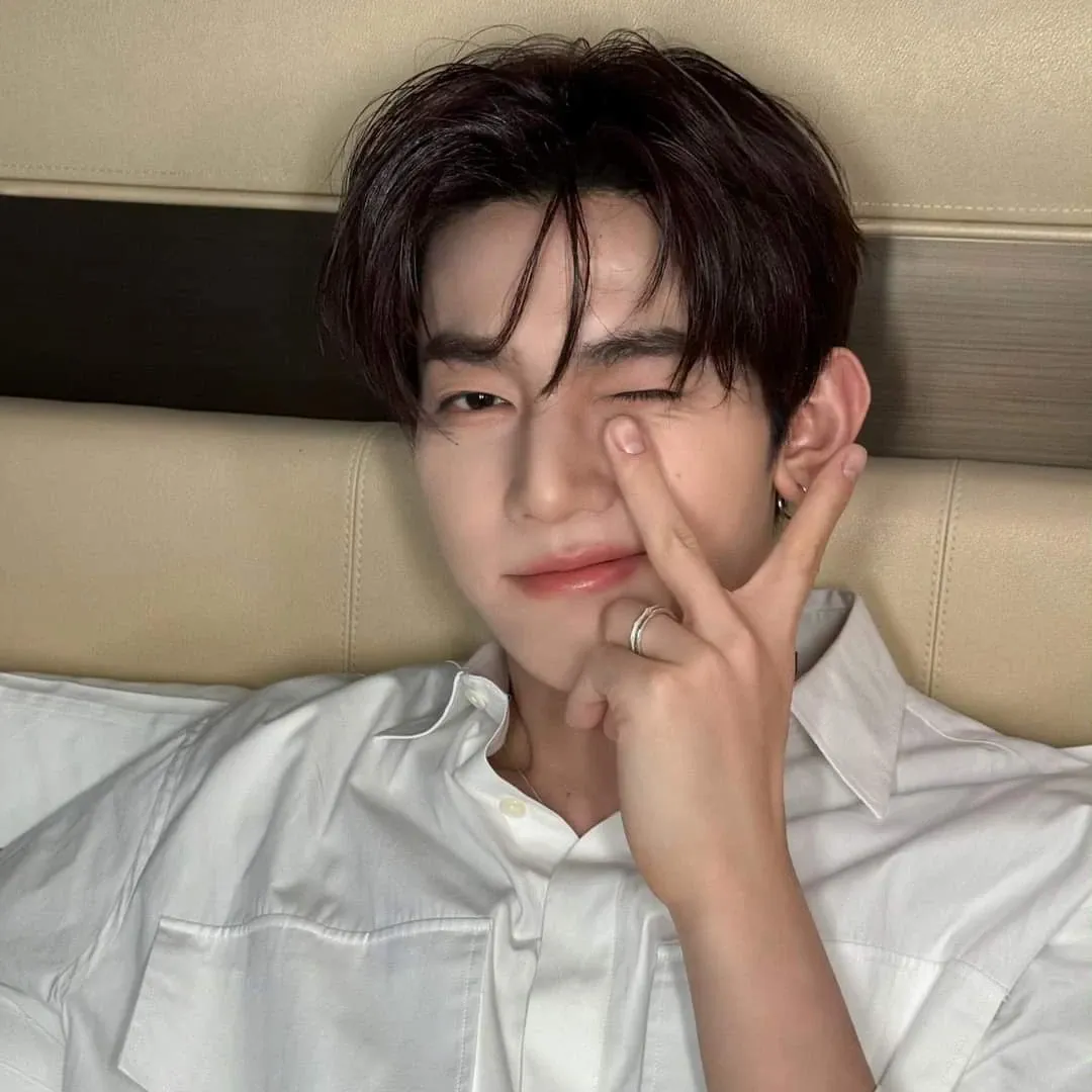 Behind-the-scenes cut of Zhang Hao