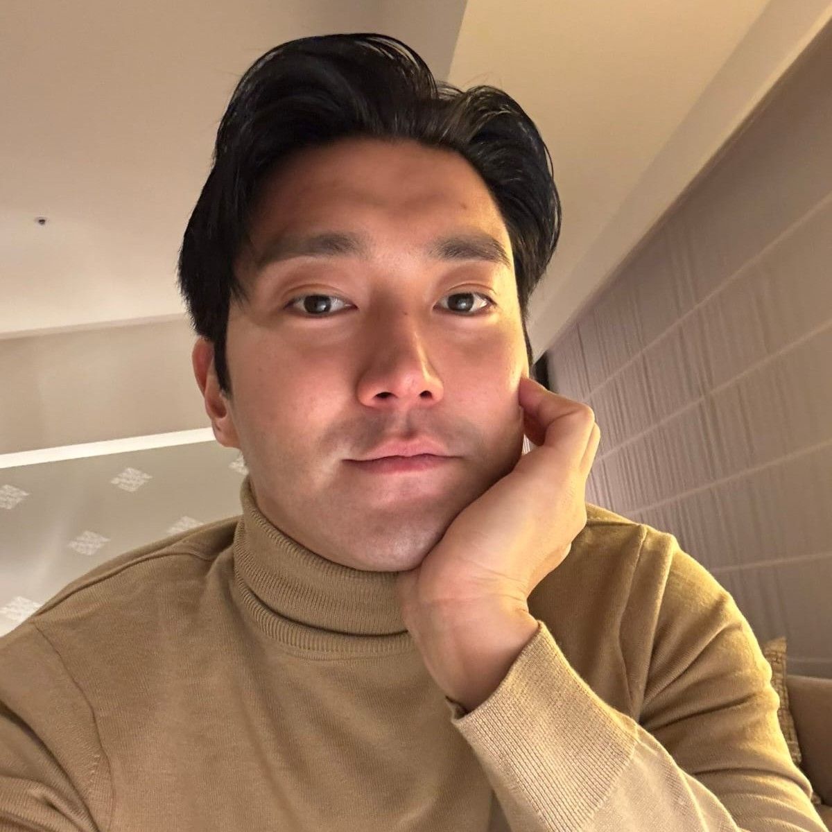 Recent activity shot of Siwon (Super Junior)