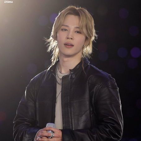 A moment captured by Jimin (BTS)'s fan