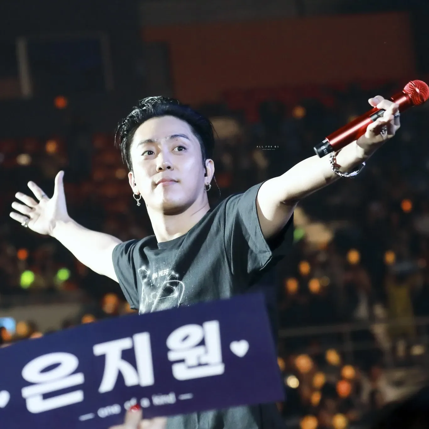 Latest photo of Eun Jiwon (SECHSKIES)