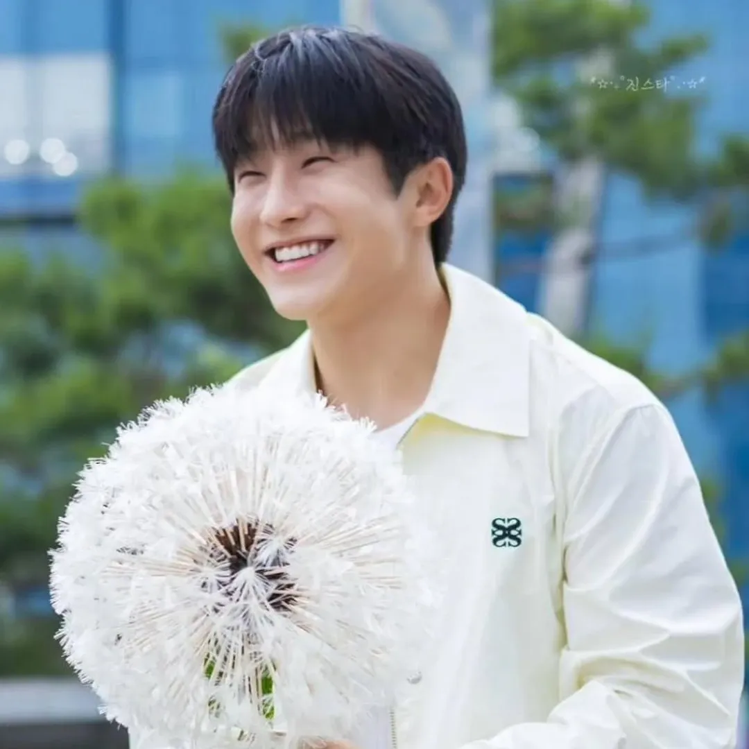 아스트로 최근 활동샷