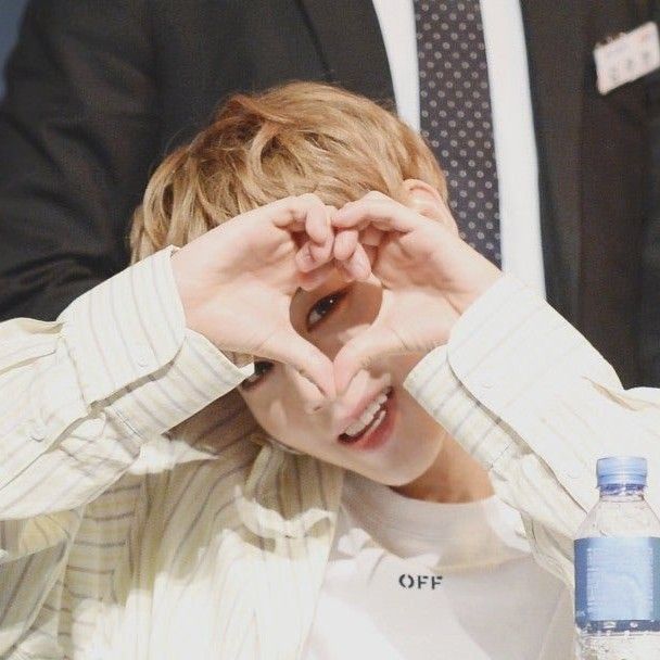 박지훈의 최신 사진