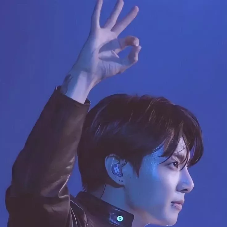 정국 (방탄소년단)의 최신 사진