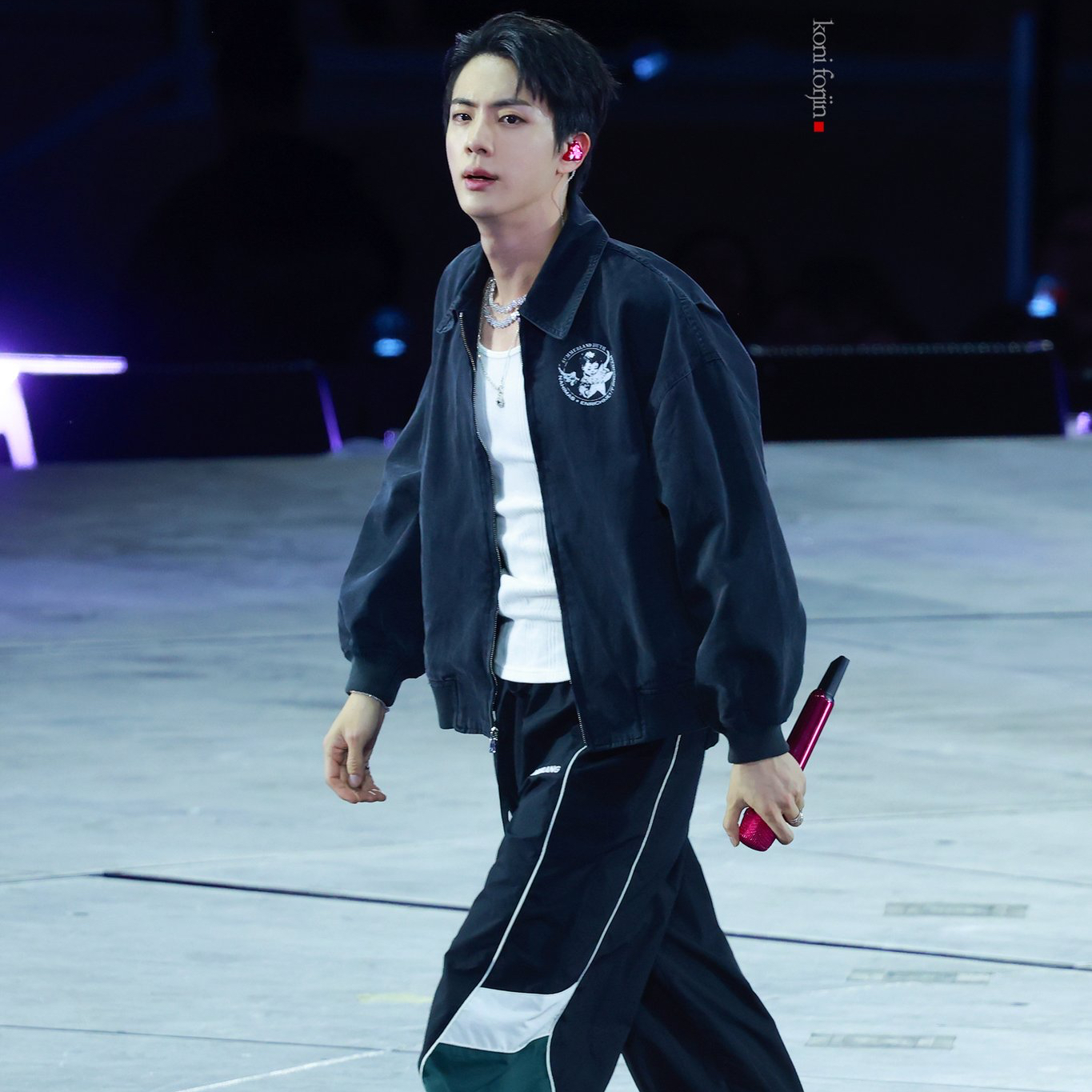 Potret di balik layar Jin (BTS)