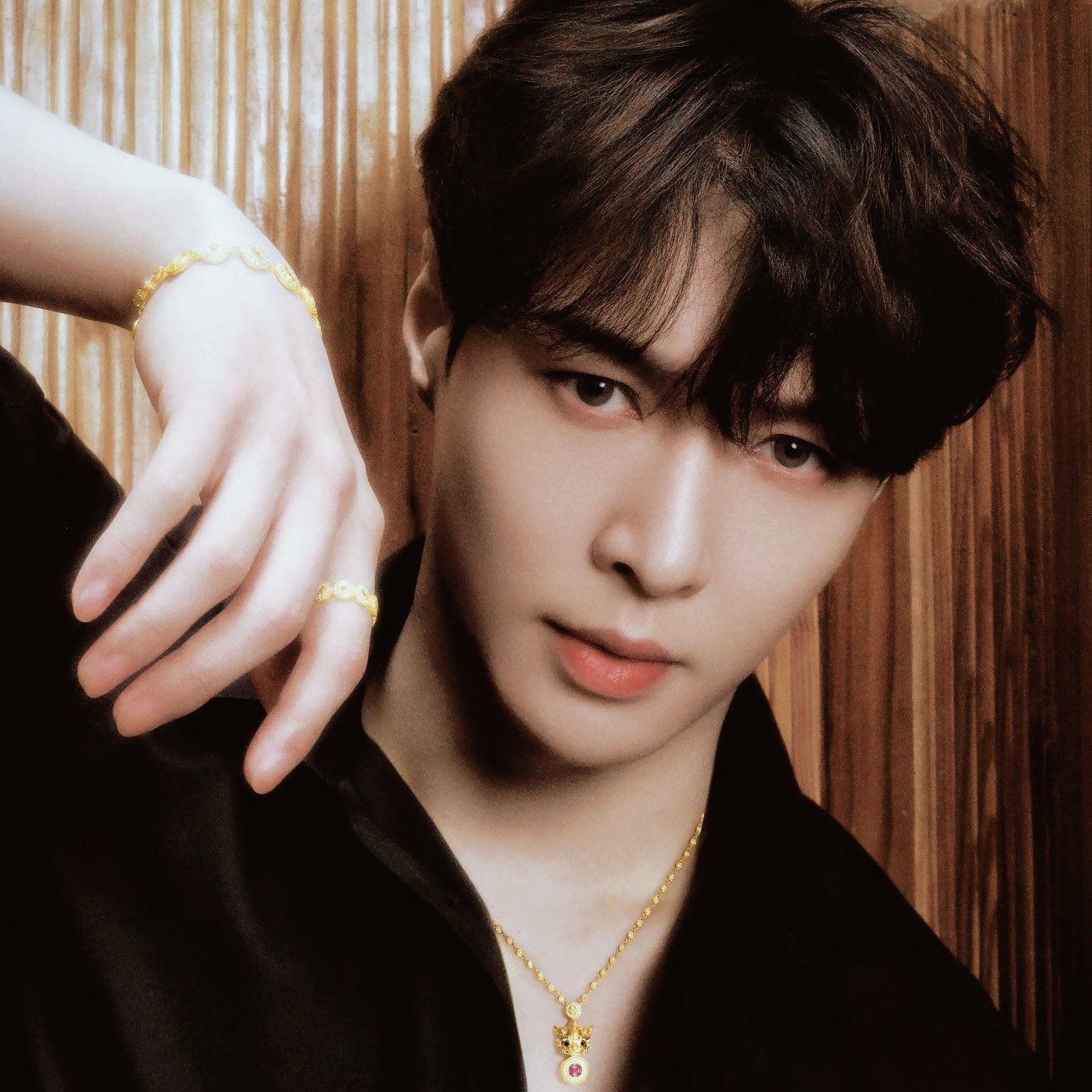 Latest photo of Lay (EXO)