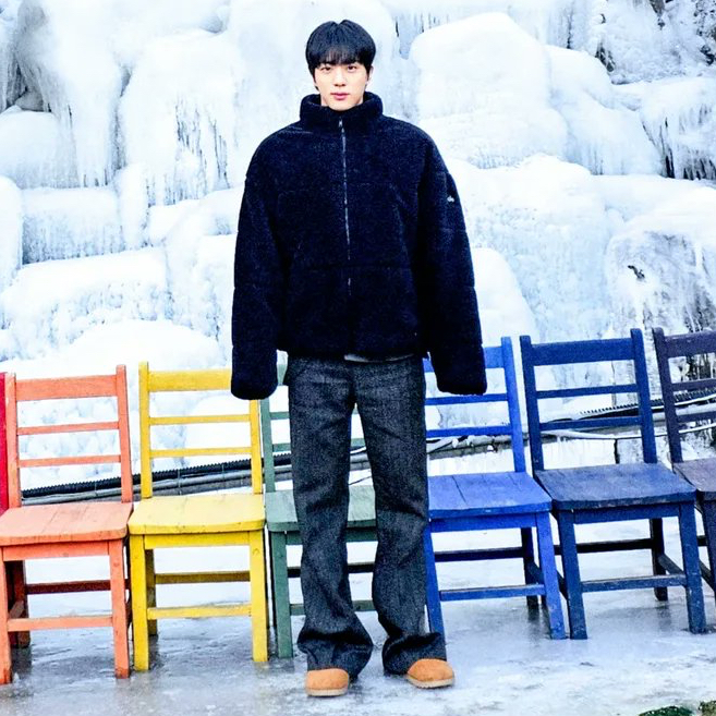 Jin (防弹少年团)的最新照片