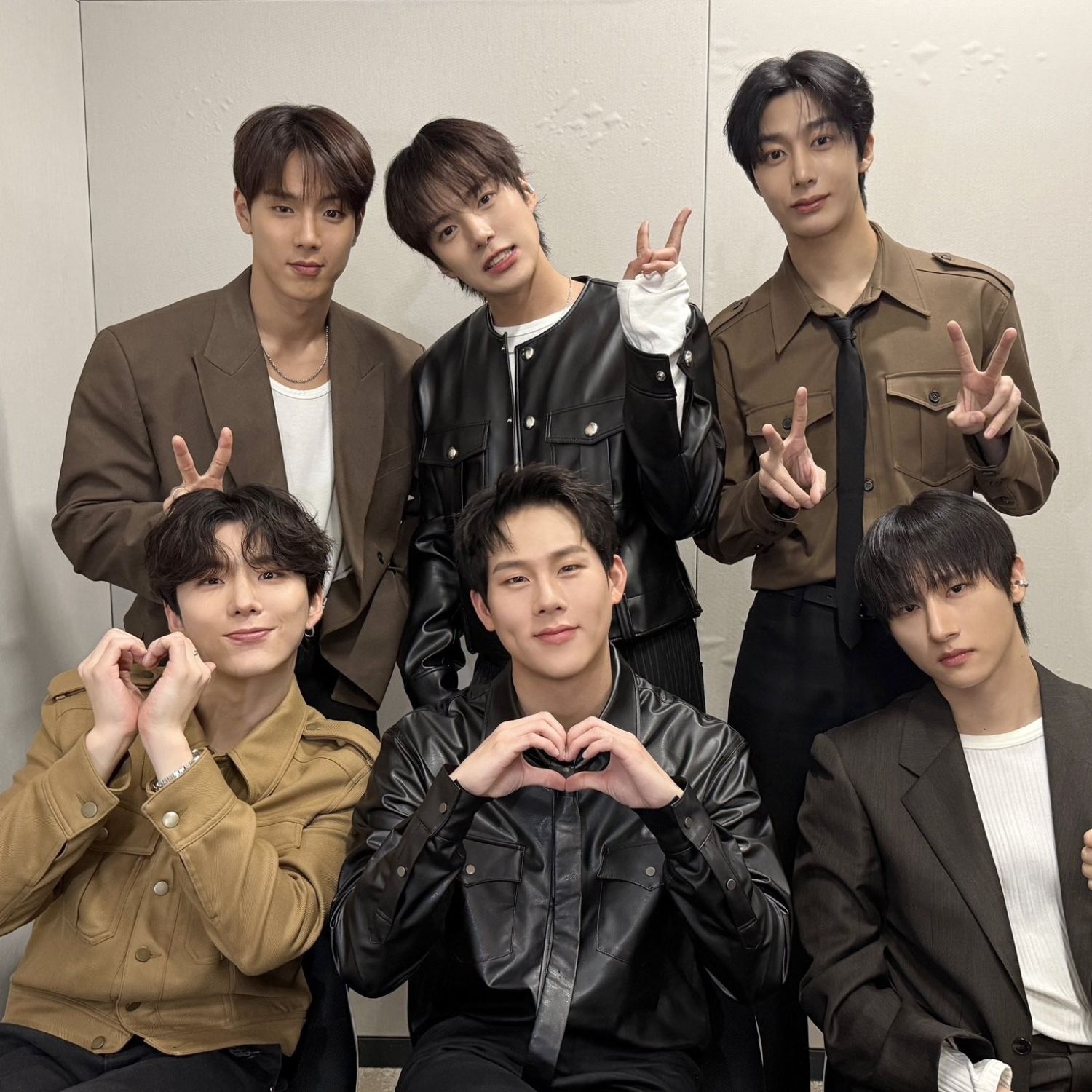 Potret di balik layar MONSTA X