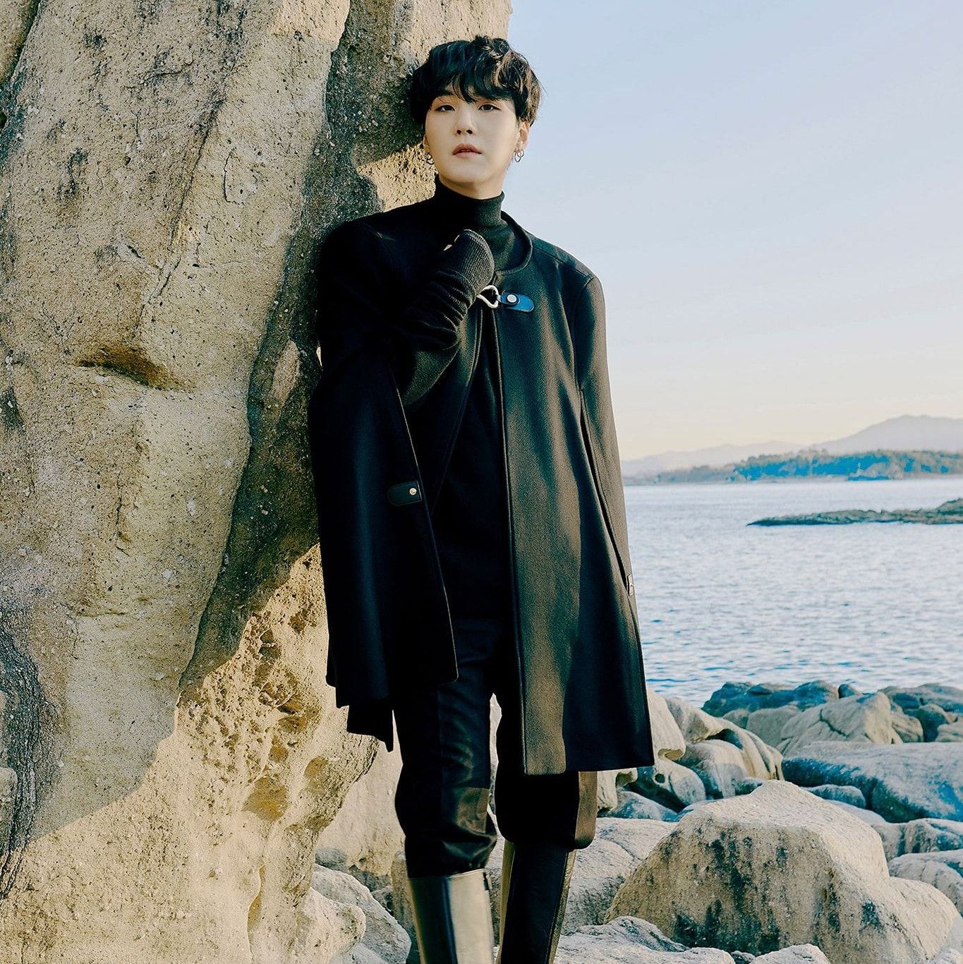 Behind-the-scenes cut of SUGA (BTS)