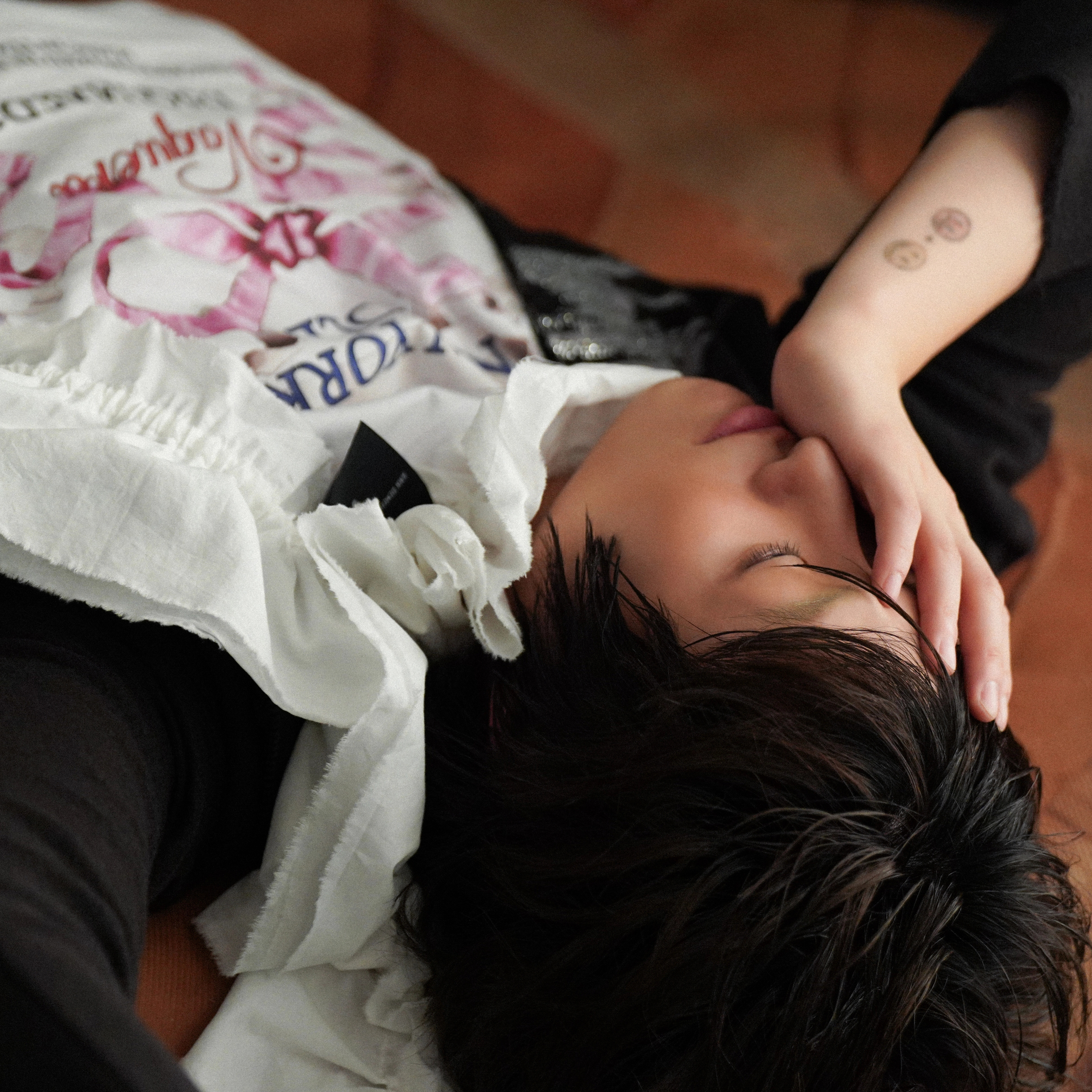 Behind-the-scenes cut of WOODZ