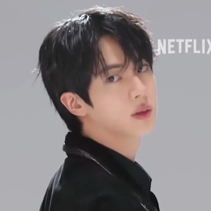 진 (방탄소년단)의 최신 사진