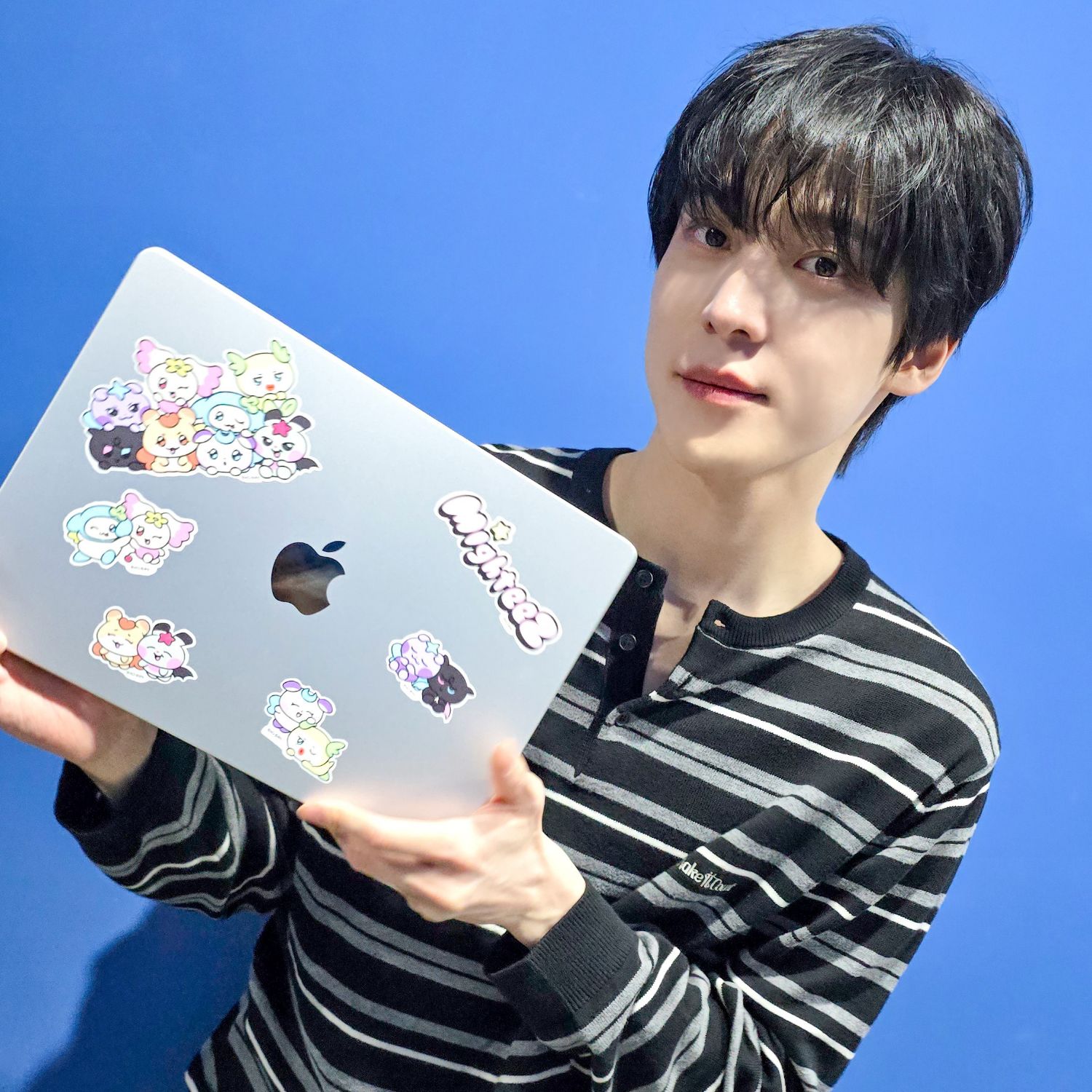 에이티즈 최근 활동샷