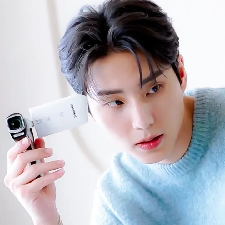 Latest photo of Young K (DAY6)