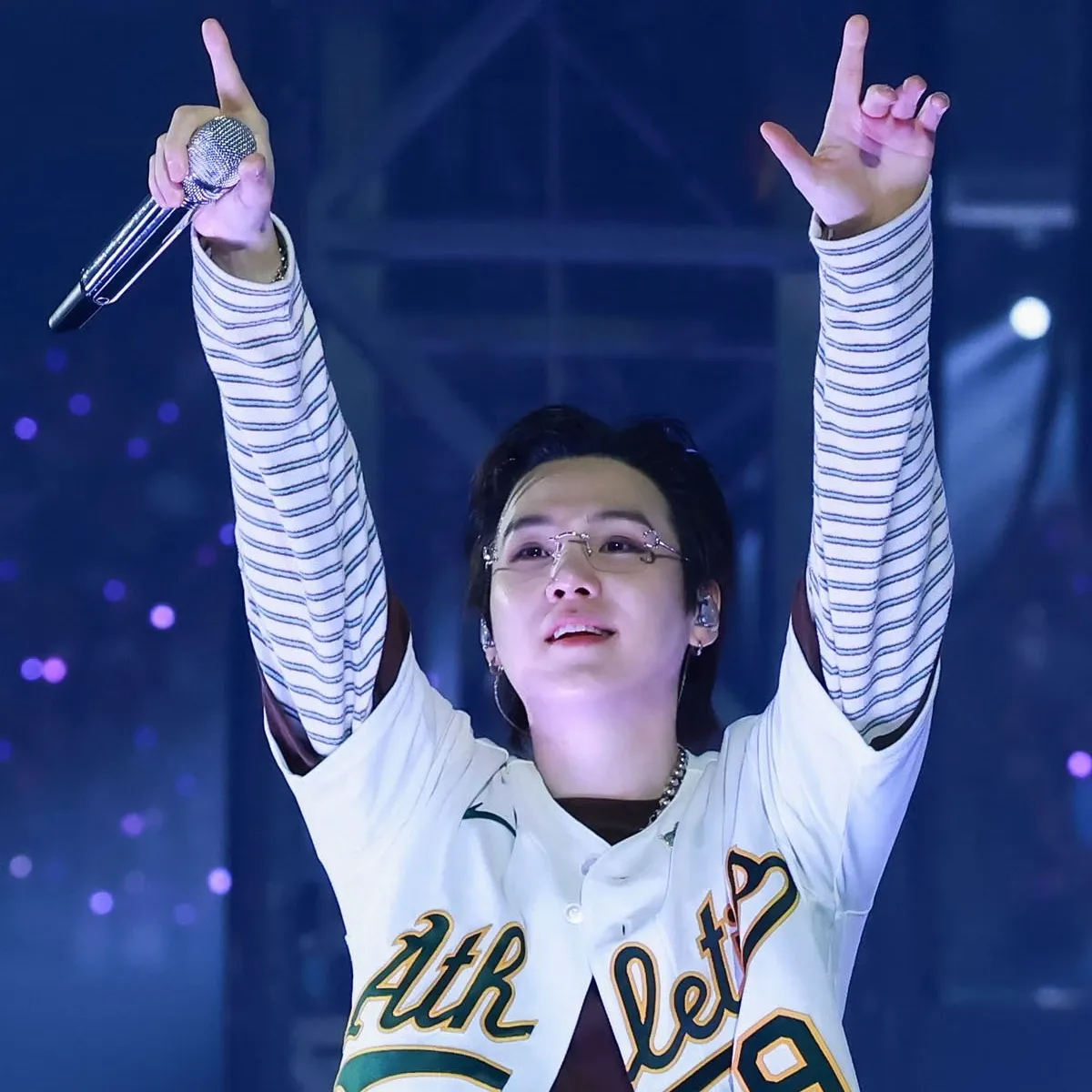 Foto aktivitas terbaru SUGA (BTS)