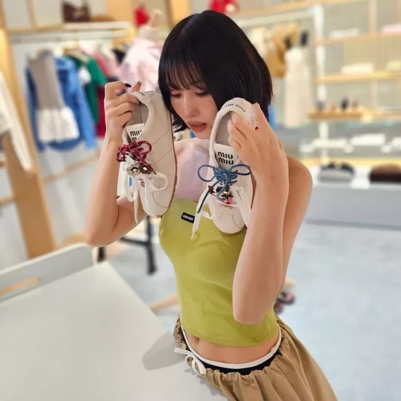 Potret di balik layar Momo (TWICE)