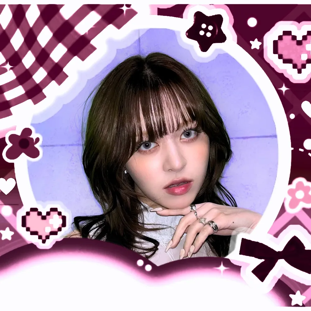 LILY (NMIXX)的最新照片