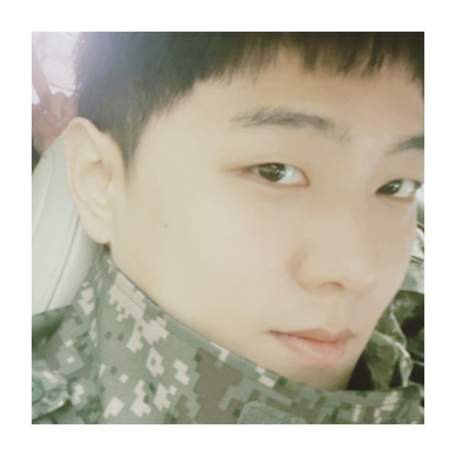 Latest photo of DK (iKON)